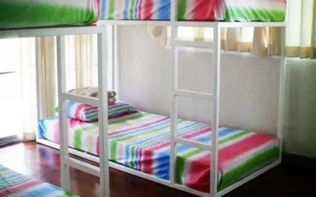 MoMo Hostel
