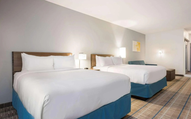 MainStay Suites Gaylord