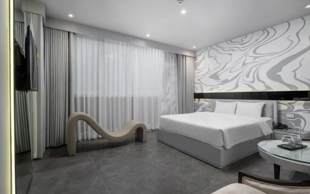 J Village Hotel - Triệu Việt Vương
