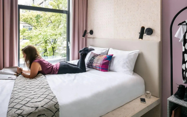 hotel emma next