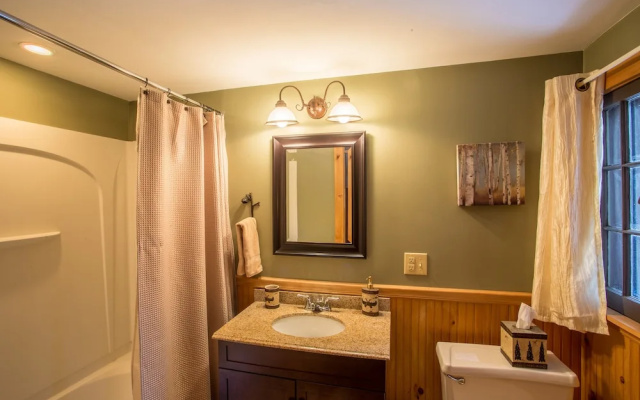 ADK Trail Inn
