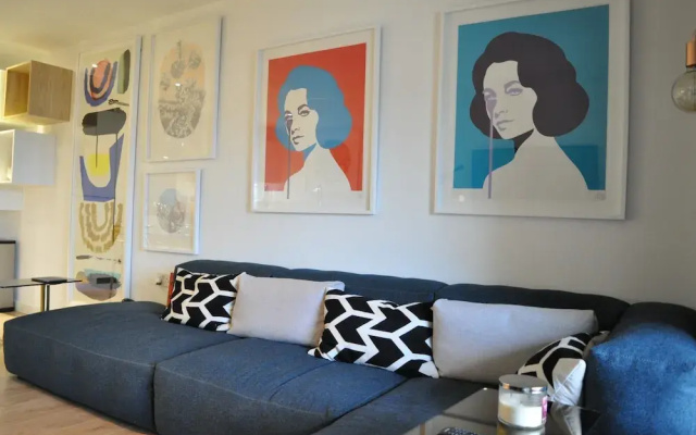 Modern 1 Bed Apartment In Oval