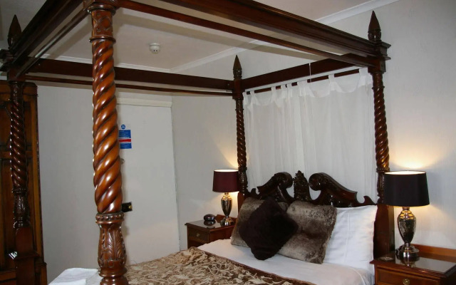 Elen's Castle Hotel