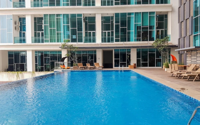 Stunning And Spacious 2Br Brooklyn Alam Sutera Apartment