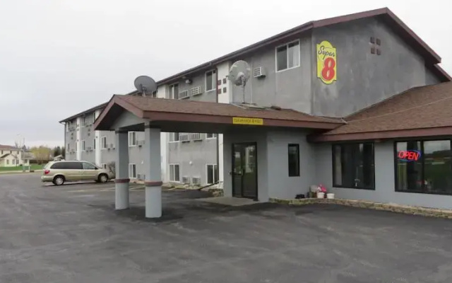 Super 8 Worthington