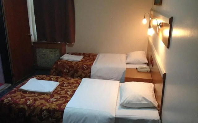 Hotel Oz Villa