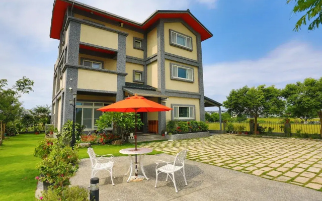 Warm Yilan B&B