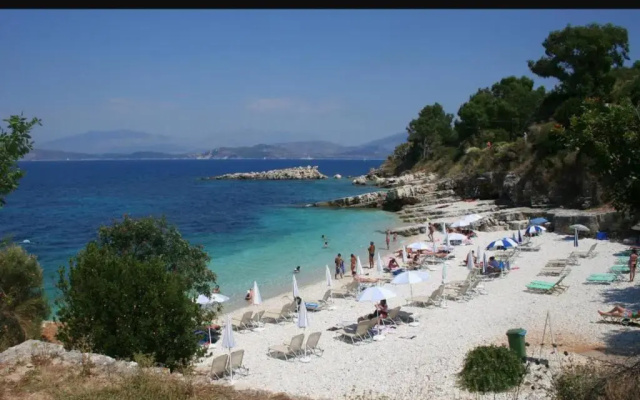 Corfu island apartment in KASSIOPI by seaside