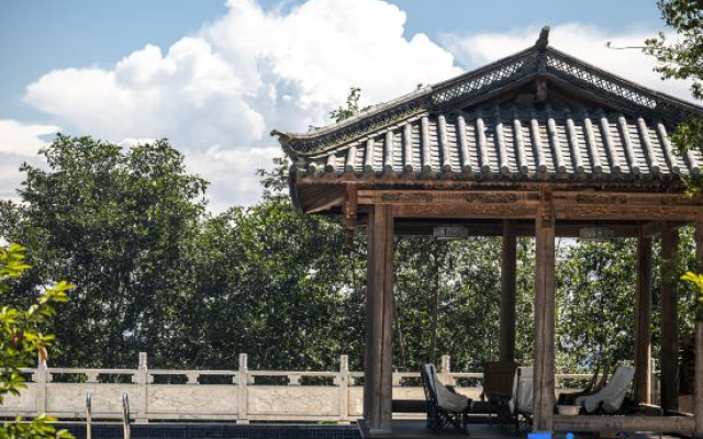 Tengchong Juxian Resort