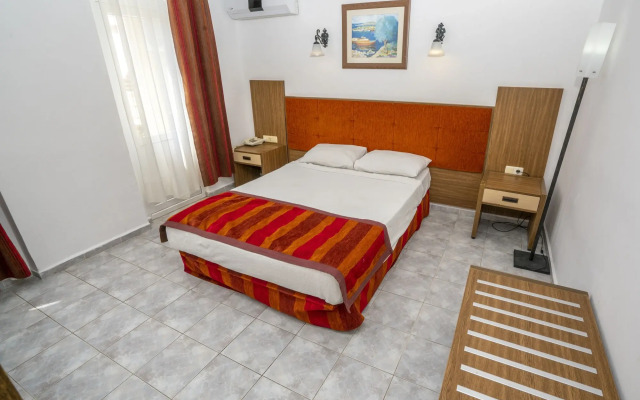 Carmen Suite Hotel
