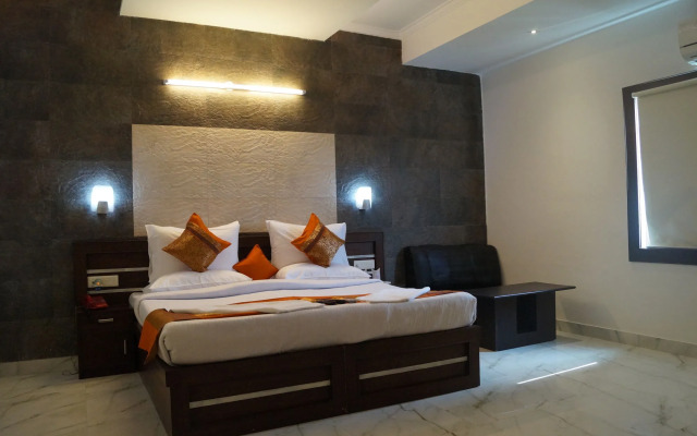 Hotel Tara Palace By Goyal Hotels