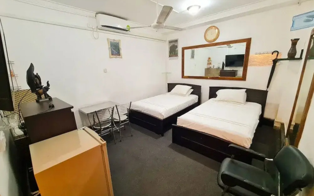 Hotel Hambanthota Rest house