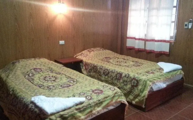 Khamsuk Resort
