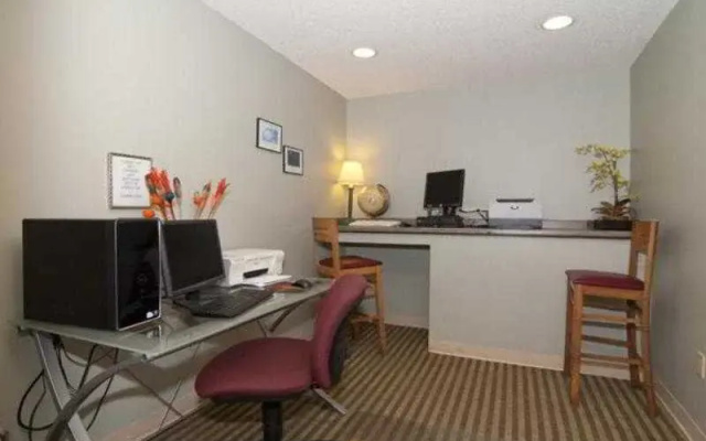 Best Western Plus Chaska River