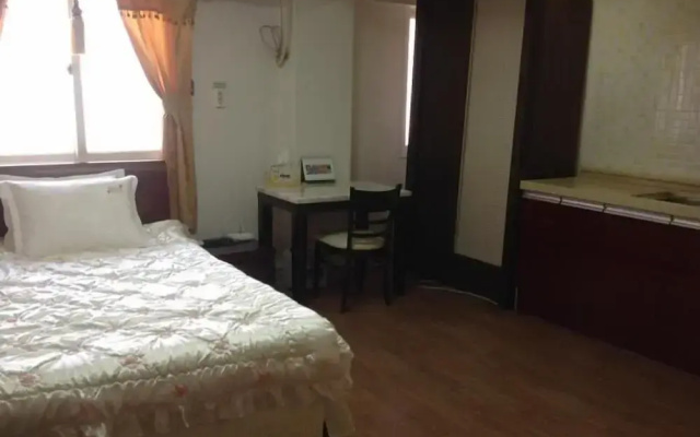 Hi Hotel