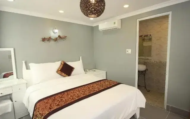 Nest Hotel