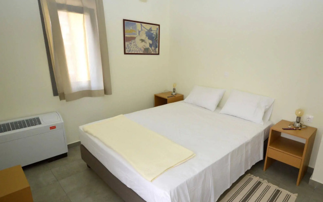 Aegina Bed & Culture