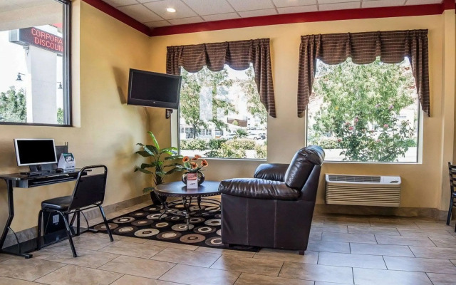 Econo Lodge St George North - Near Pioneer Park