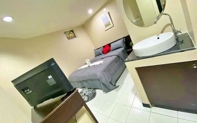 Sukhumvit Beds