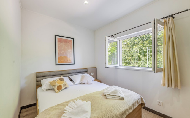 Villa Gariful, Sleeps 8 with Pool & Pet Friendly