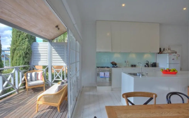 19 Hodge St Cottage