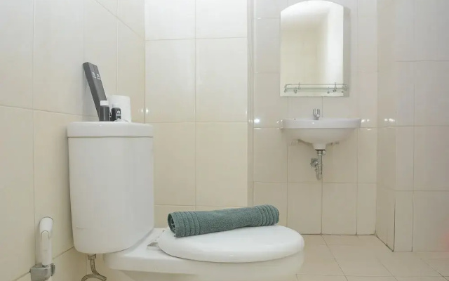 Comfort and Stylish 1BR at Callia Apartment