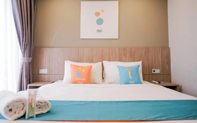 RedDoorz Premium near CBD Puri Indah