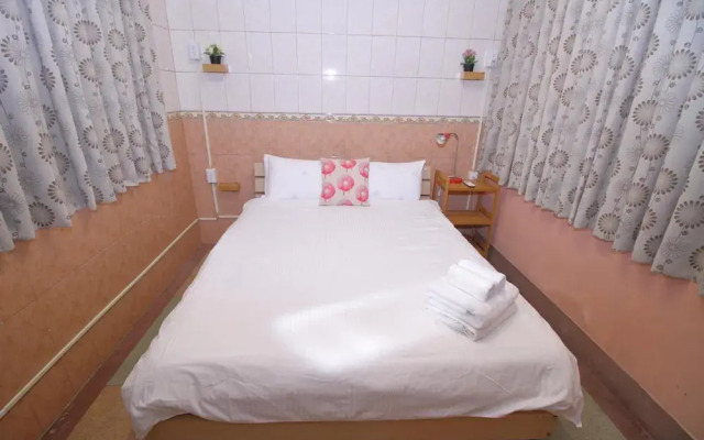 Good Man Hostel