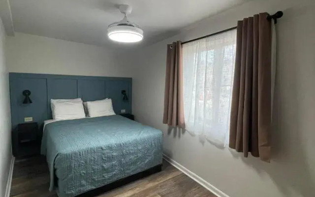 Woodland Motel
