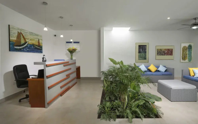 Velas Condos 2