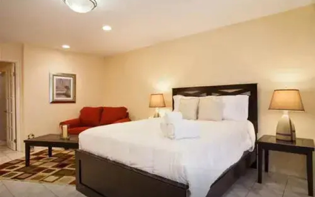 Burbank Spectacular Apt. Suite