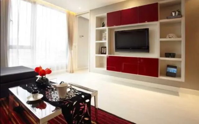 Q-City Hotel