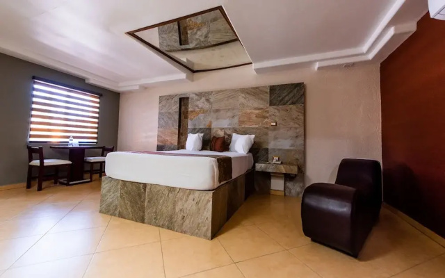Hotel Closbi Km6