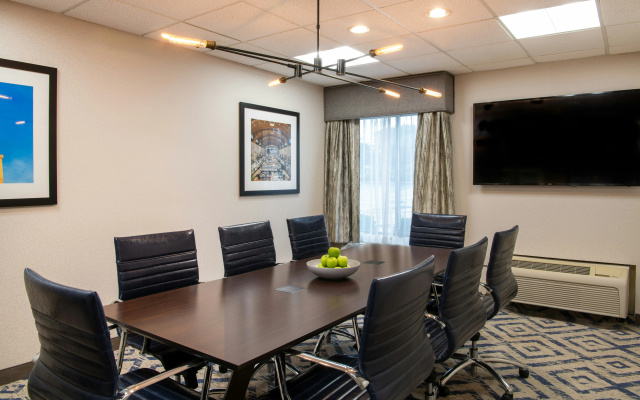 Hampton Inn Cleveland-Solon