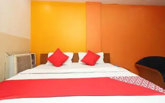 Hotel Classic by OYO Rooms
