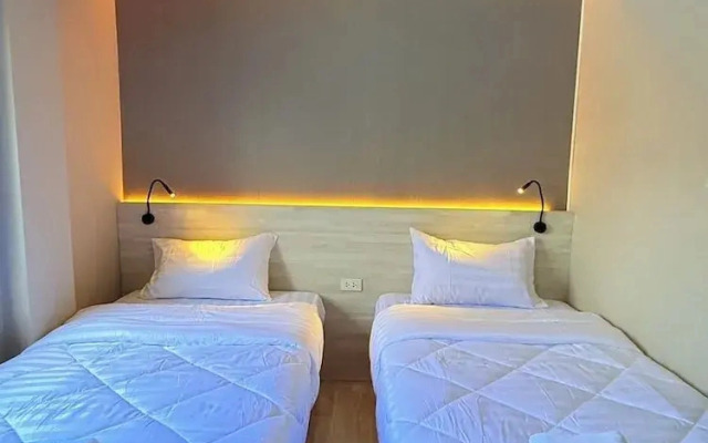 Luck Hotel Huai Khwang MRT Ratchada