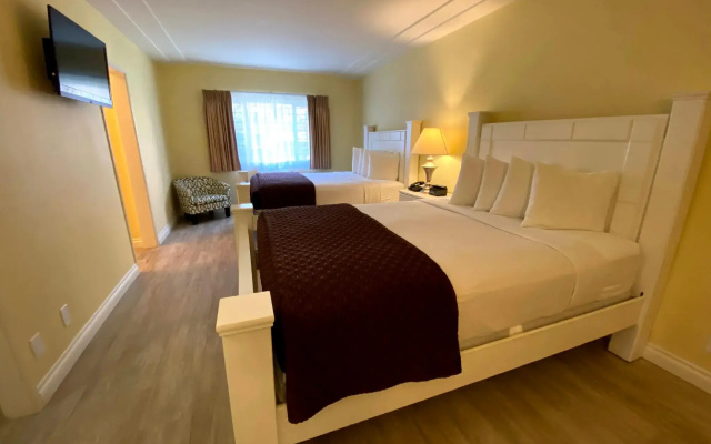 Hollywood Celebrity Hotel