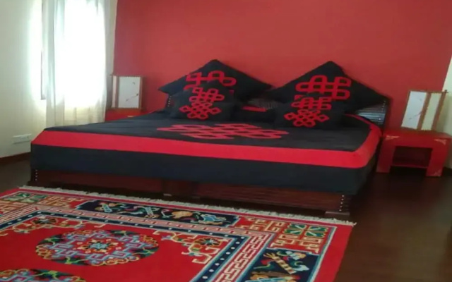 Serkong House