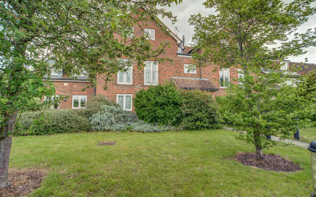 Vanbrugh Serviced Apartment