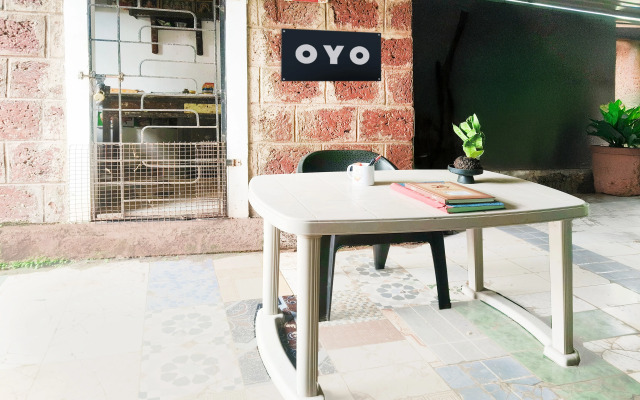 OYO 838989 fenni and ferns stays