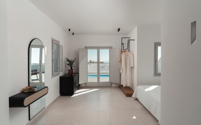 Oikos Santorini Living Concept
