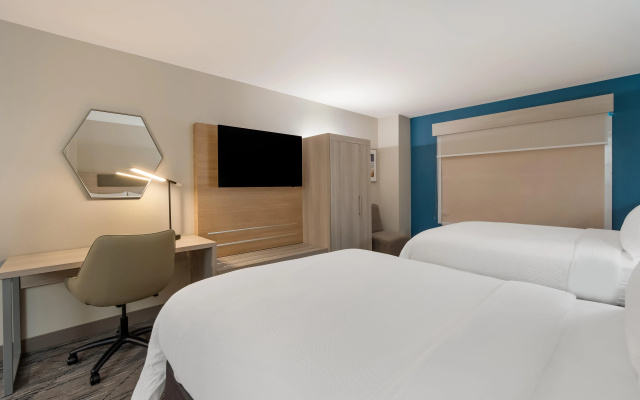 Отель Holiday Inn Express & Suites Lexington