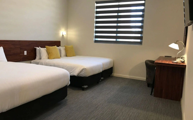 Gallery Hotel