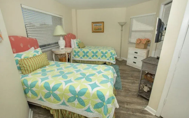 Inlet Reef 119 - 3 Br Condo