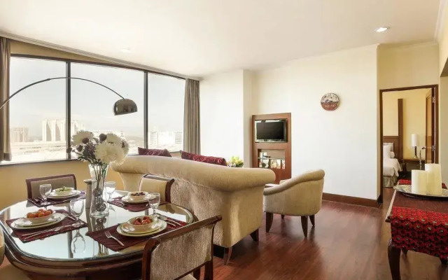 Hotel Ibis Mangga Dua and Apartments