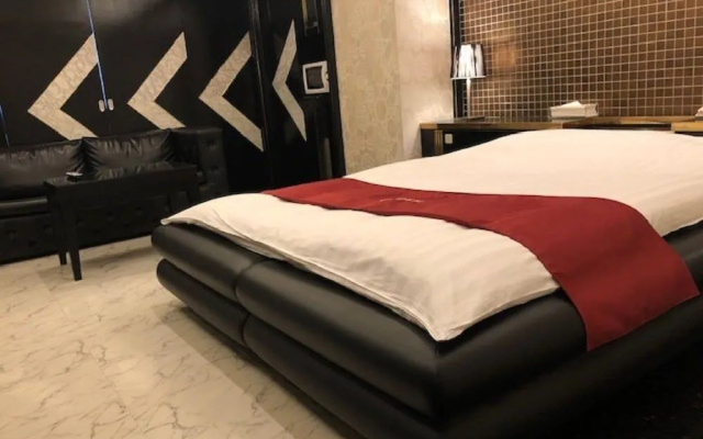 Hotel FULULA - Adults Only