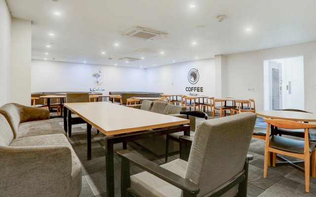 OYO Townhouse 76608 Vero