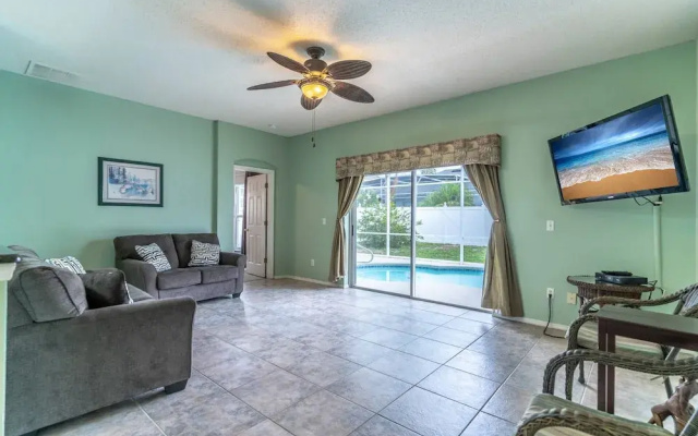 544 Fairways Lake