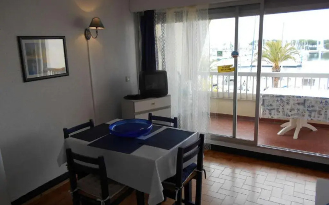 Appartement Port Camargue, 2 pièces, 4 personnes - FR-1-250-206