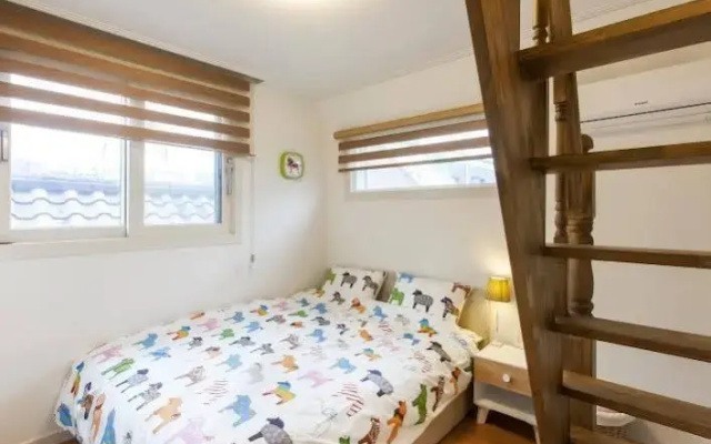 Bauhaus Guesthouse
